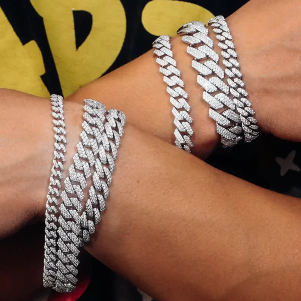 18MM 4 Row 925S & VVS Moissanite Prong Cuban Link Chain - Image 4