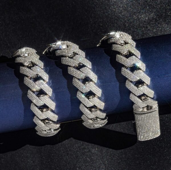 18MM 4 Row 925S & VVS Moissanite Prong Cuban Link Chain - Image 9