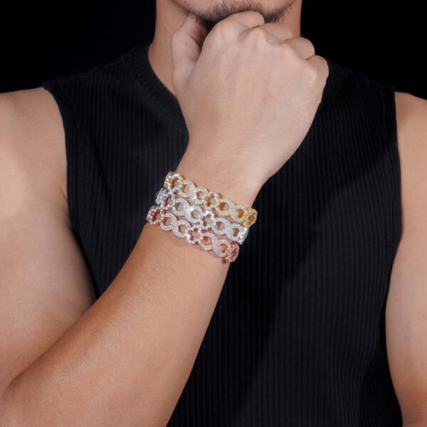 13mm Clover Cuban Chain S925 VVS Synthetic Moissanite Hip Hop Tennis Bracelet - Image 5