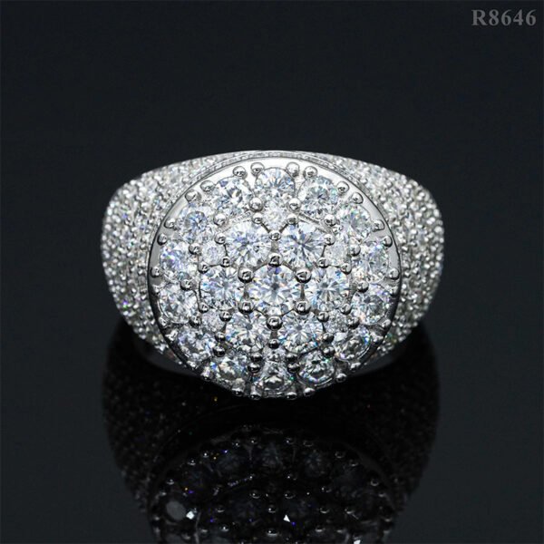 S925 Round VVS Synthetic Moissanite  Ring - Image 2